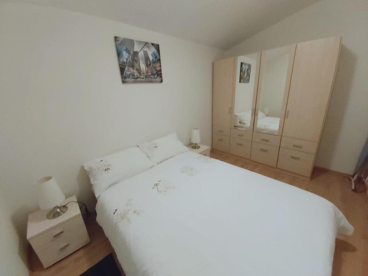 Mountain Village Apartment Pinewood *** Vyšné Ružbachy Esterno foto